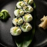 Maki de Pepino y Aguacate (🫘)