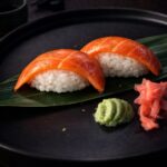 Nigiri Salmón (🌾, 🌱, 🌰, 🥬, 🟡)